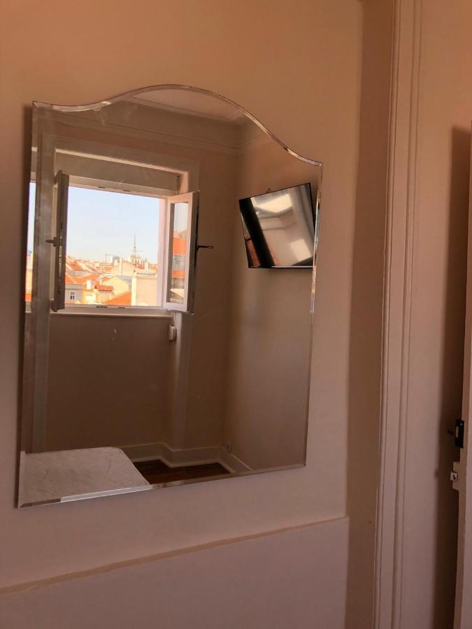 Angels Homes-N27, 3ºfloor - Bairro Tipico, Centro Lisboa Bagian luar foto