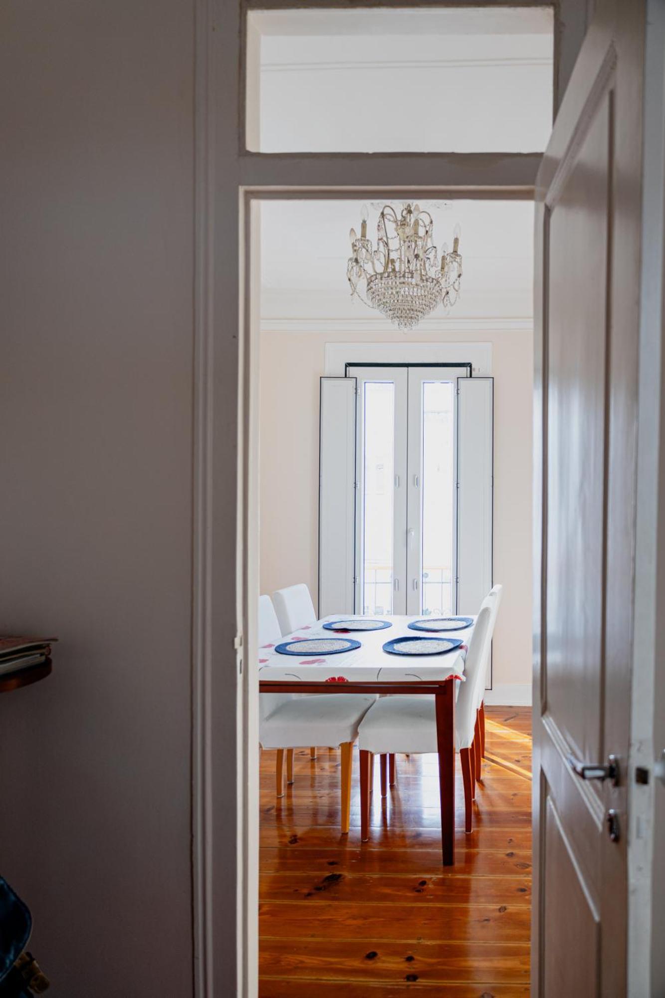 Angels Homes-N27, 3ºfloor - Bairro Tipico, Centro Lisboa Bagian luar foto