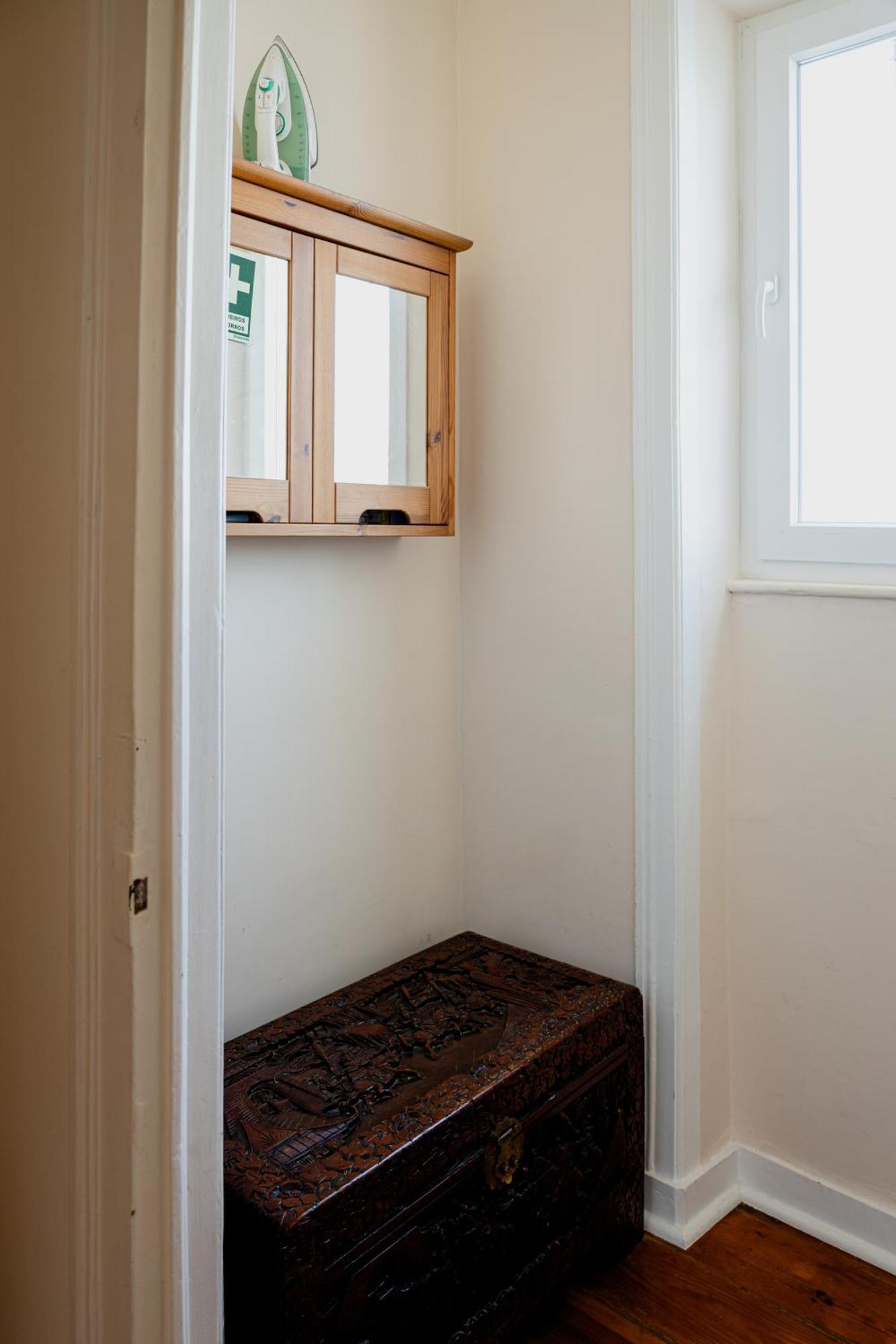 Angels Homes-N27, 3ºfloor - Bairro Tipico, Centro Lisboa Bagian luar foto