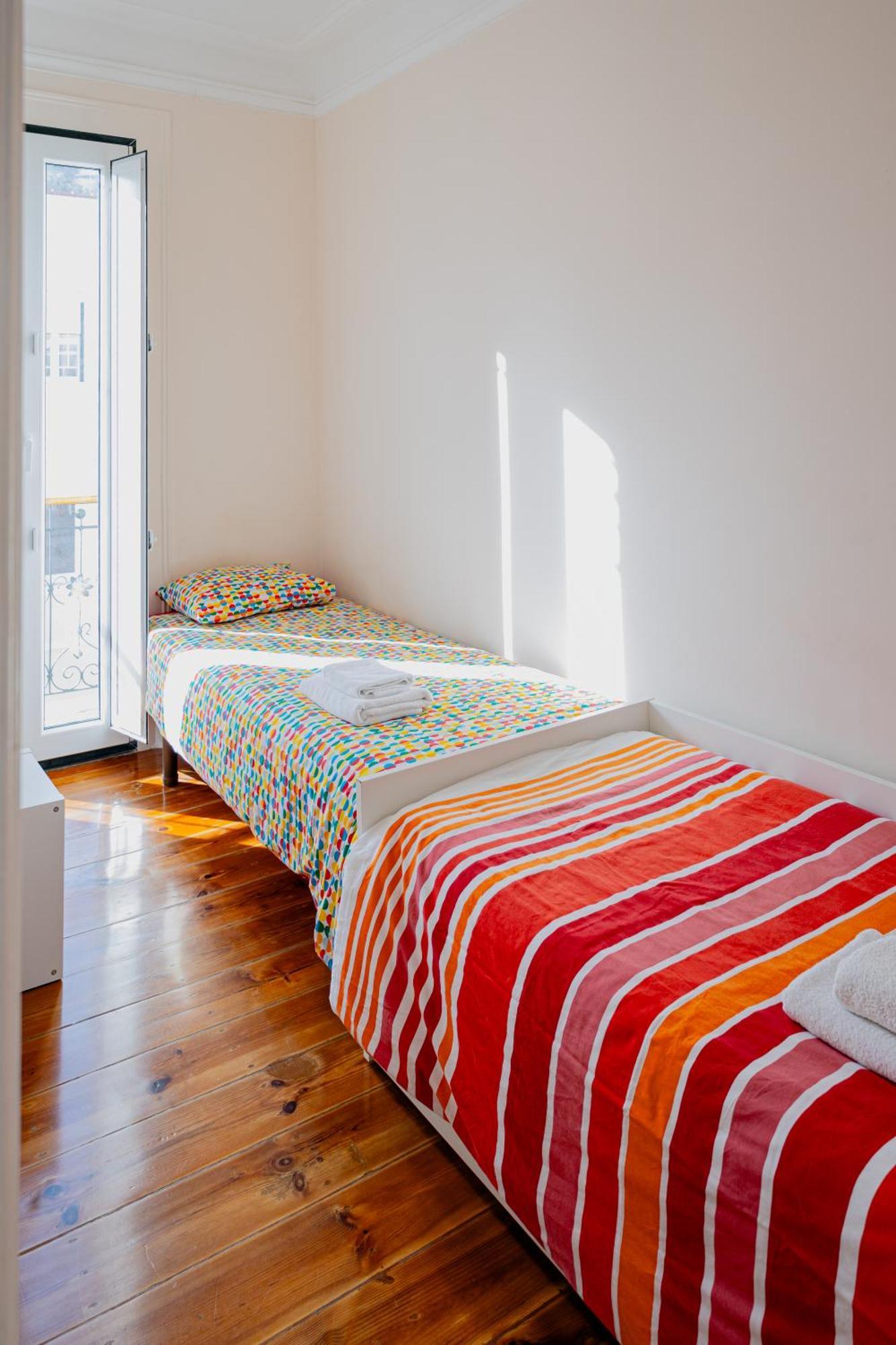 Angels Homes-N27, 3ºfloor - Bairro Tipico, Centro Lisboa Bagian luar foto